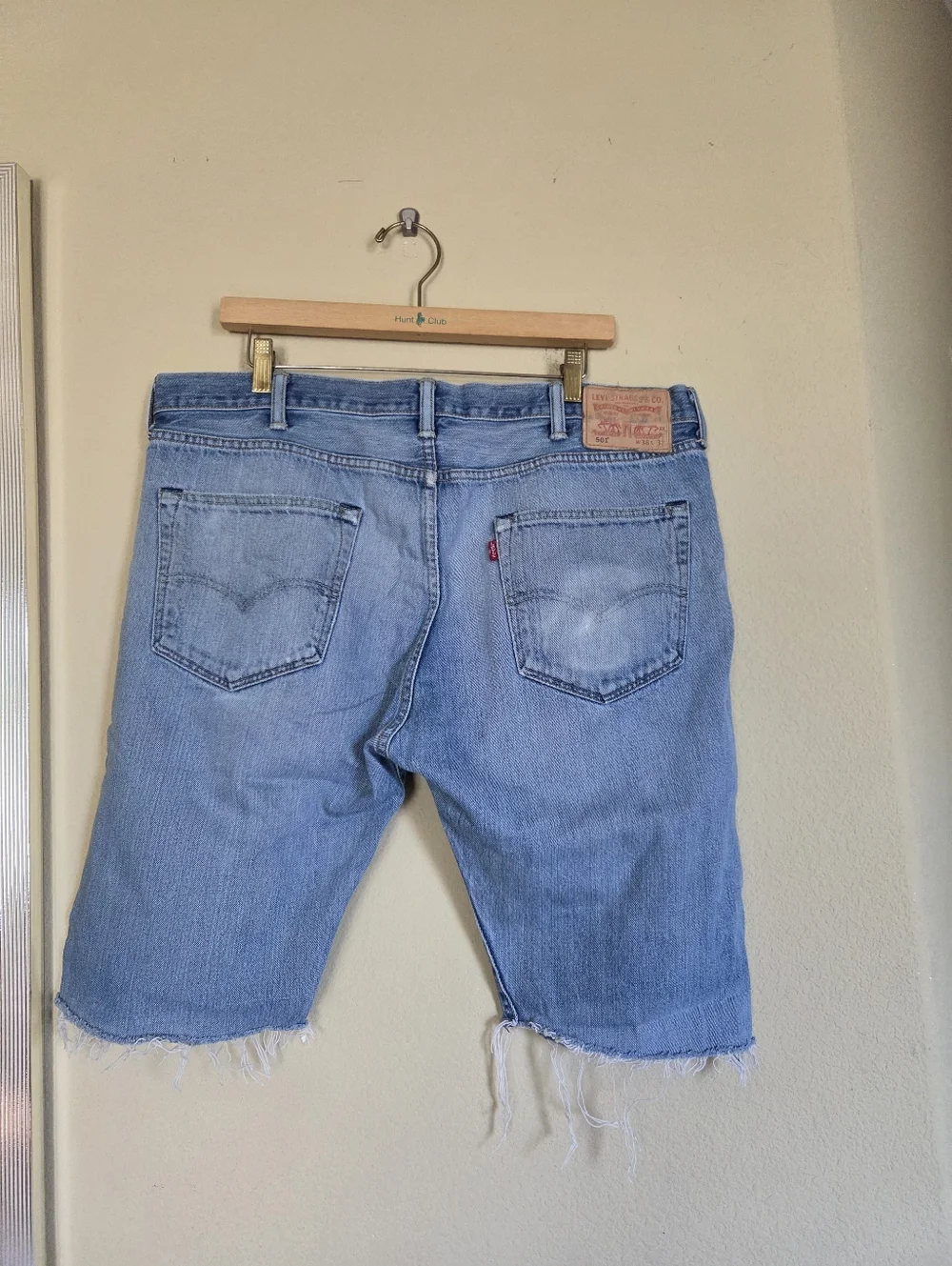 Levis Men's Light Blue Denim Cut-Off Shorts Jorts 501